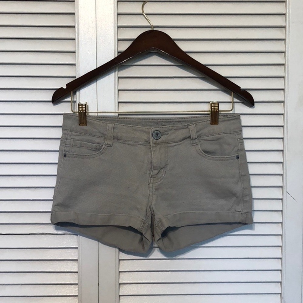 🍍Olive green shorts